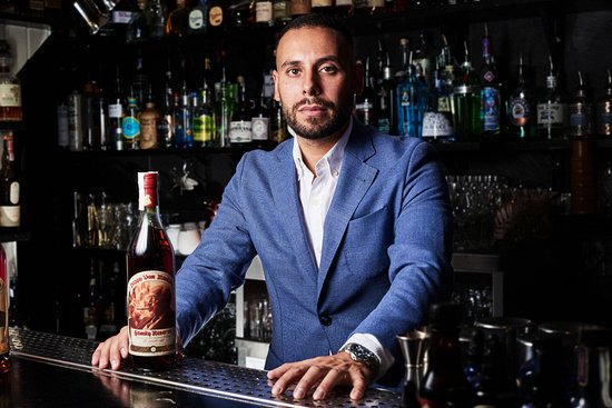 Today is the #nationalbourbonday 🎉🎉🎈🎈 and what a better way to celebrate it than with a bottle of Pappy Van Winkle's