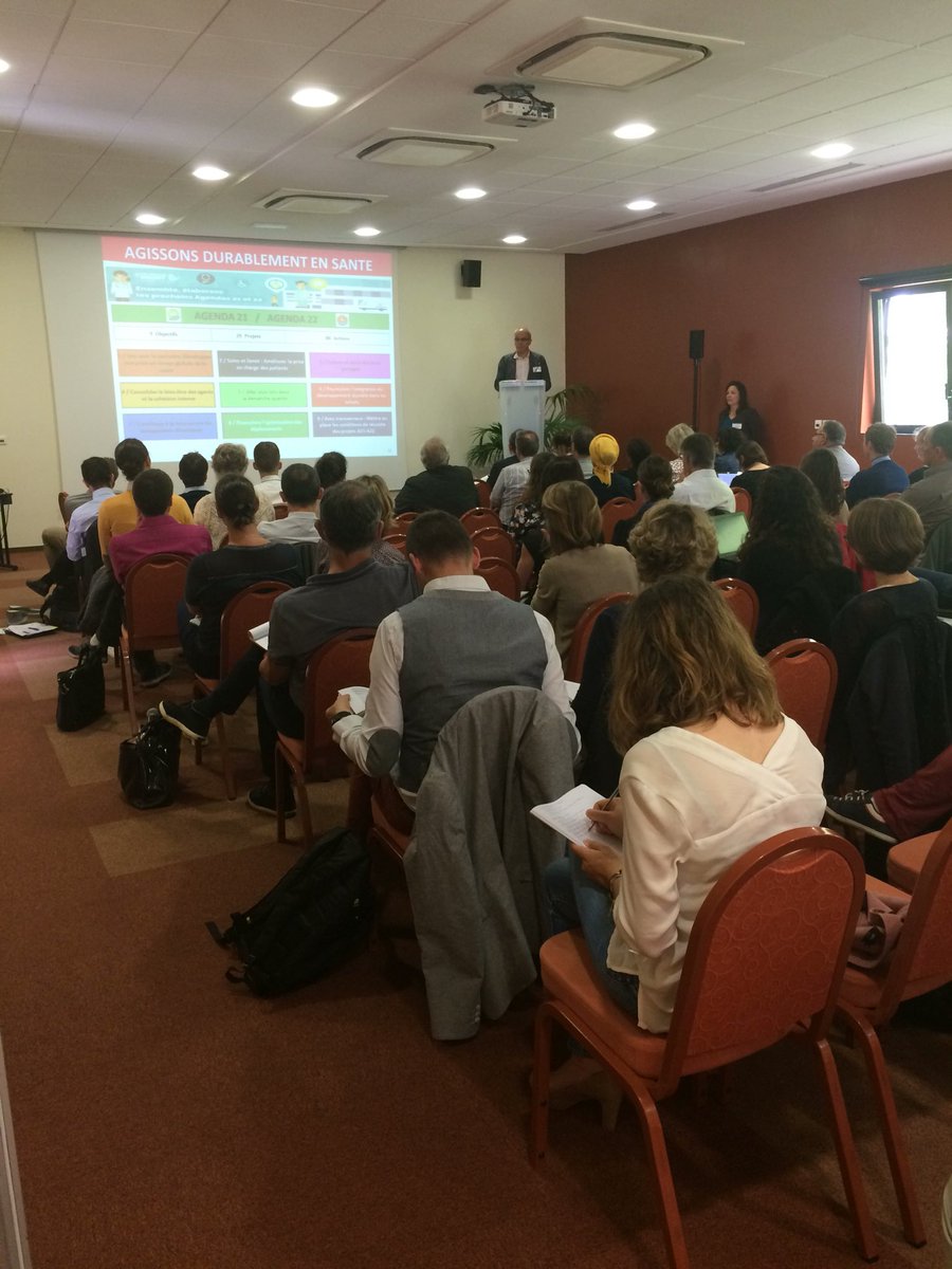 LemoineBenjamin's tweet photo. L’@anap_sante heureuse de soutenir la journée « Efficience et #DD » de la Martaa @ars_pdl et présente Mon Observatoire du DD #MODD2018 avec Bernard Jourdain de l’ @HopitaldeNiort https://t.co/LLx2FroELB