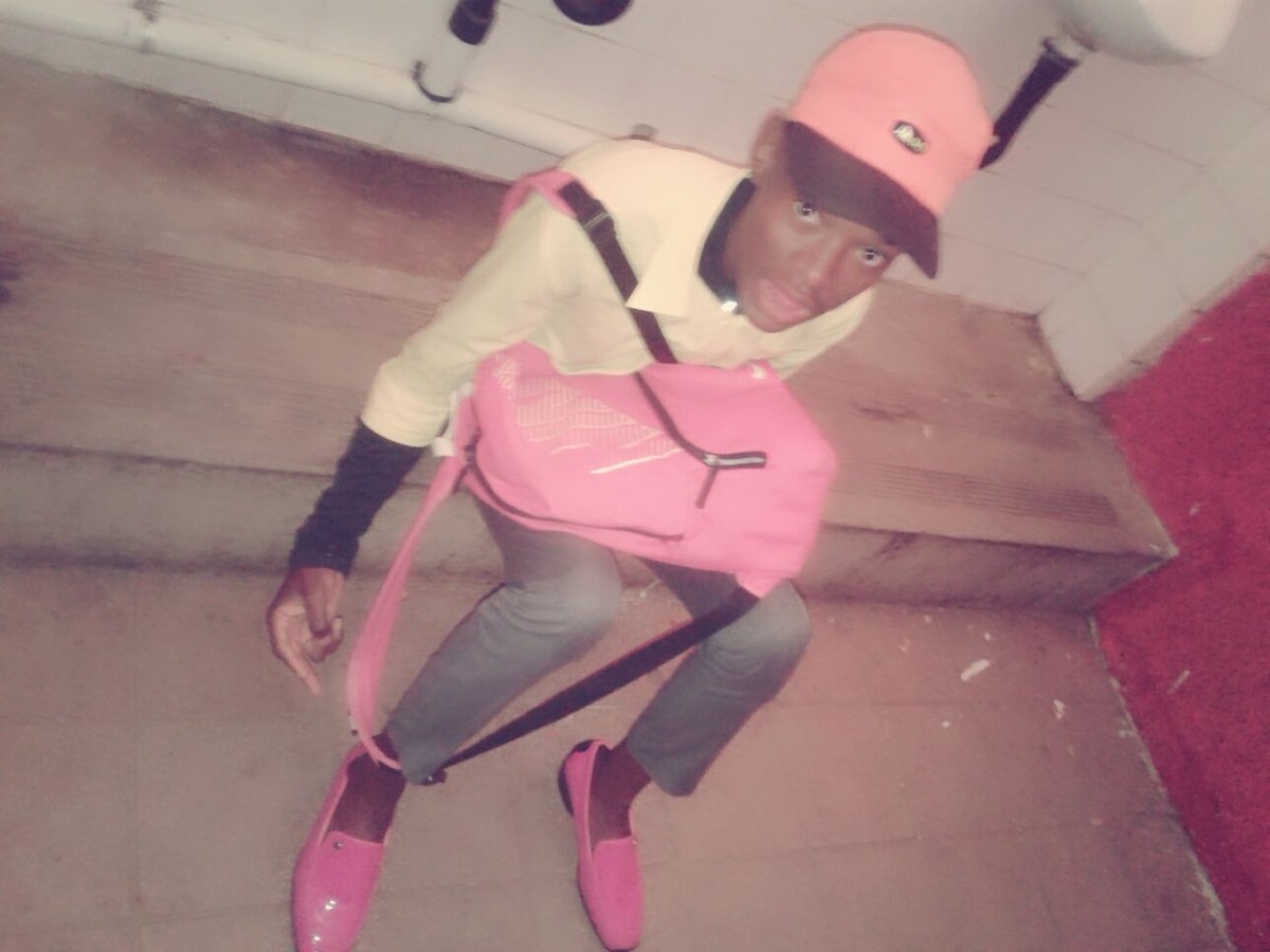 SandileNombela's tweet photo. @ZULUMKHATHINI @TeamDJTira @MaterialDonDada @MasilelaThabani @SandileNombela @kabelo_golden #uniformswagg namanje https://t.co/C6hXoPJvn9