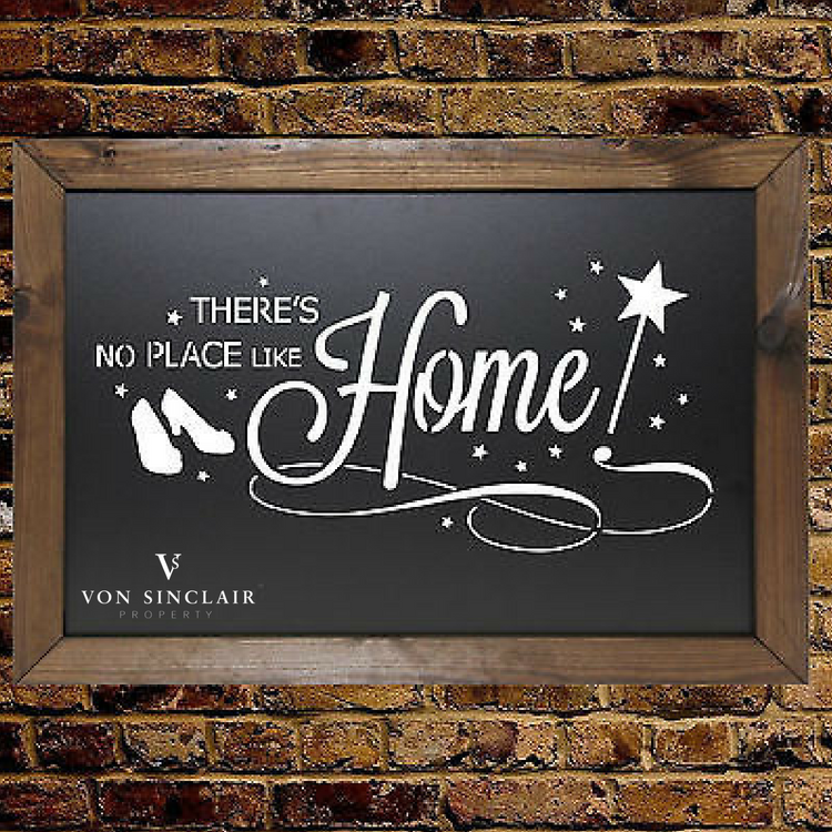 vonsinclair_'s tweet photo. There's no place like home❤❤❤
#Design #HomeDecor #InteriorDesign #HomeRenovation #WhiteDecor #interiorstyle #interior4all  #design #furniture #homedecor #homedesign #interiorandhome
#sweethome #homeinspiration #fortheloveofhome #interiordesigner #homelove  #dream https://t.co/H8BbcMlZF2