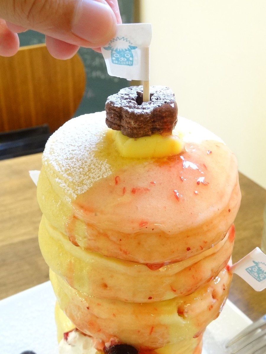 たけし 北九州市民 福岡県北九州市小倉南区 ライオンダンス ホットケーキタワー 8段1600円 高さは Sugoca 2枚分くらい 18年6月14日 ホットケーキ パンケーキ デカ盛り 北九州 北九州市 小倉南区カフェ