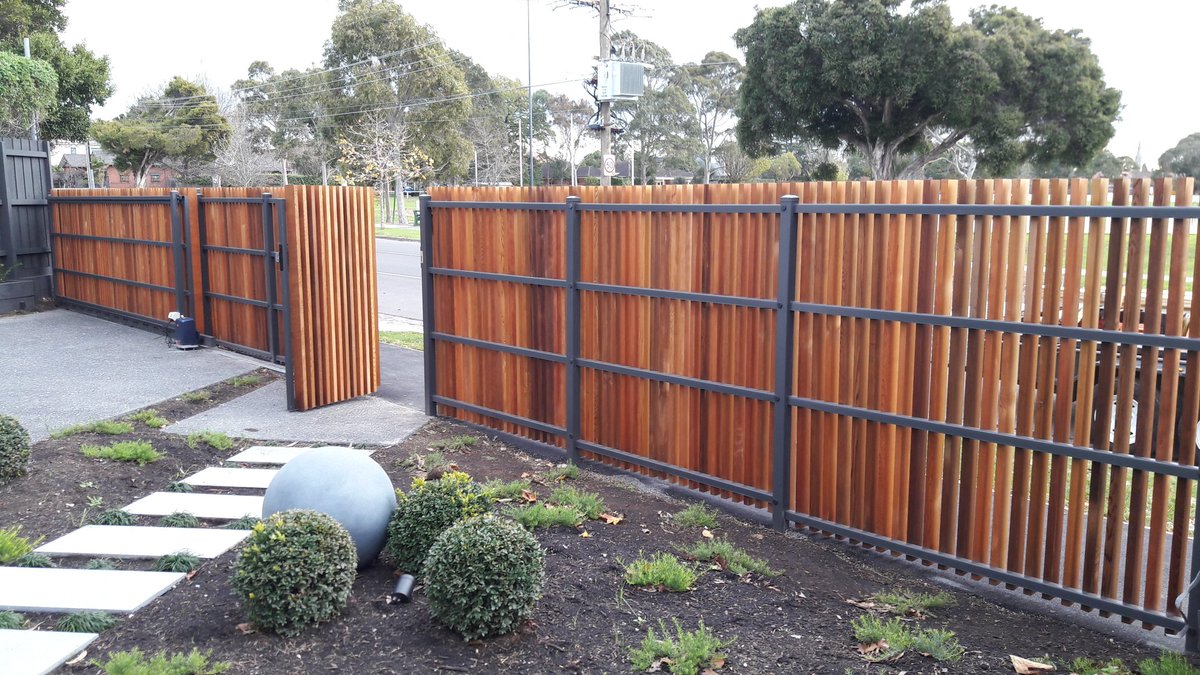 #cedar #batten #fence #slidinggate #weldedsteelframe #Hiddenscrews