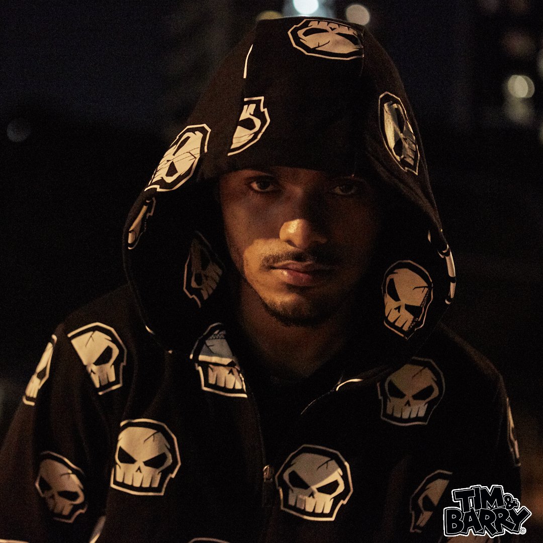 Watch <a href="/jessefromse/">JJ</a> drop off a freestyle for <a href="/timandbarry/">Tim And Barry</a> TV 🔥🔥

Out now on #hubrick, just click this link to sign up! bit.ly/JESSEJAMESSOLO…

📸: <a href="/timandbarry/">Tim And Barry</a>