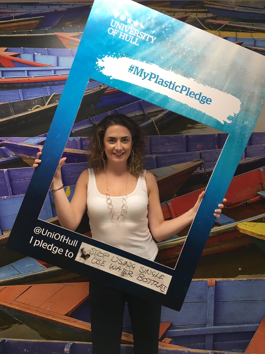 UniOfHull's tweet image. We were delighted to see a great number of the team at @discoverRB joining us in pledging to cleaning up our oceans!

Check out what Joanne, Sara and Georgina have promised and tell us YOUR plastic pledge. 👇 #MyPlasticPledge
