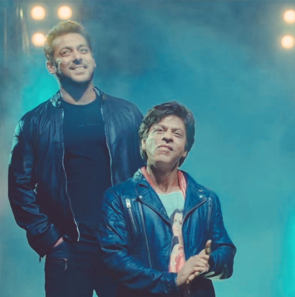 Salmanschic's tweet photo. Who said pictures don't speak? 

#ZeroTeaser #Race3ThisEid https://t.co/r05UnKIWpB