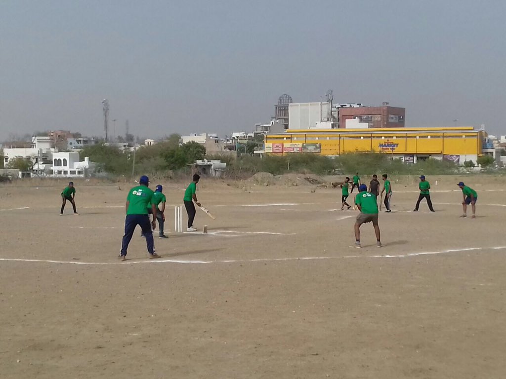 PerennialPeace's tweet photo. Youth in @swachhajmer are being mobilised through  sports to be part of "Swachh Ajmer, Swastha Ajmer" campaign and to play active role in @SwachhBharatGov by @PRIA_India https://t.co/l5BxSebec2
