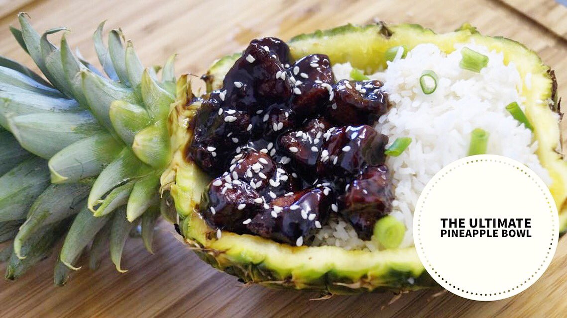 GDelicacies's tweet photo. What do you guys think about teriyaki chicken with rice in a pineapple?#TastersByGD #GloverDelicacies https://t.co/vF4NiGNfnE