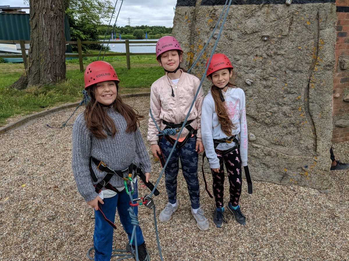 stelizabethrc's tweet photo. ❗️STUBBERS TAKEOVER ❗️ Students are loving the climbing activities today. #agile #fleetfooted #nofear #dontmentionspiders #Stubbers2k18 https://t.co/6fNZeNViIP