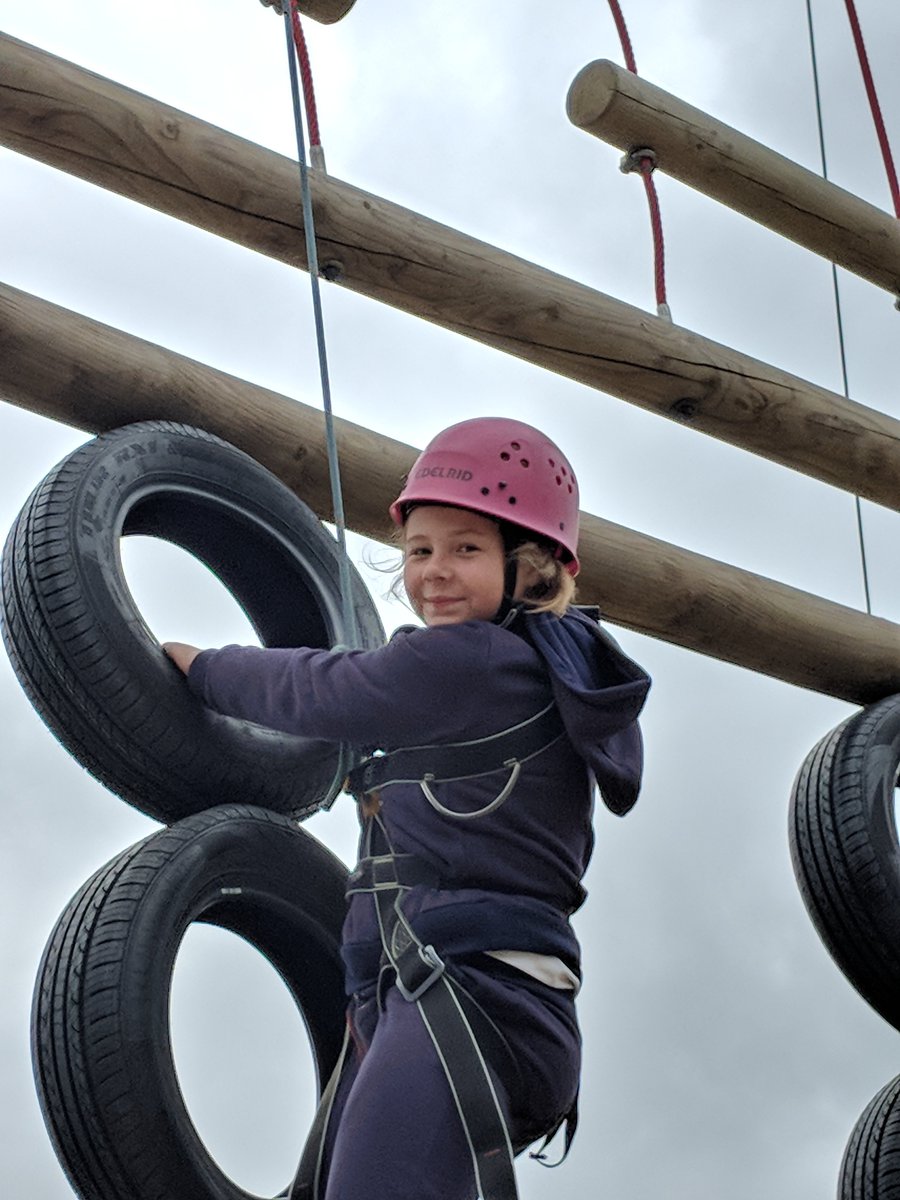 stelizabethrc's tweet photo. ❗️STUBBERS TAKEOVER ❗️ Students are loving the climbing activities today. #agile #fleetfooted #nofear #dontmentionspiders #Stubbers2k18 https://t.co/6fNZeNViIP