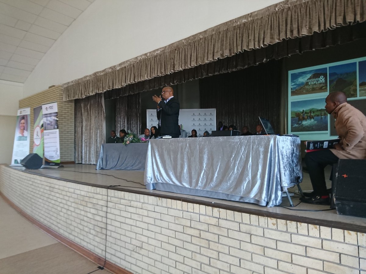 FSGLTA's tweet photo. #FSGLTA #Reahlasela #ILoveFreeState #Wedeliver Mr Kgotso Thole presenting how to Market Free State and Tourism factor in it, establishing way to solve "Job Creation" https://t.co/CPKibaf18Q