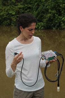 WaterSensors's tweet photo. Low cost portable multi parameter #sensor developed to measure water quality in Colombia, measures #mercury contamination which is a serious problem @UniofBath #watersensors https://t.co/5wXSSGs3TO