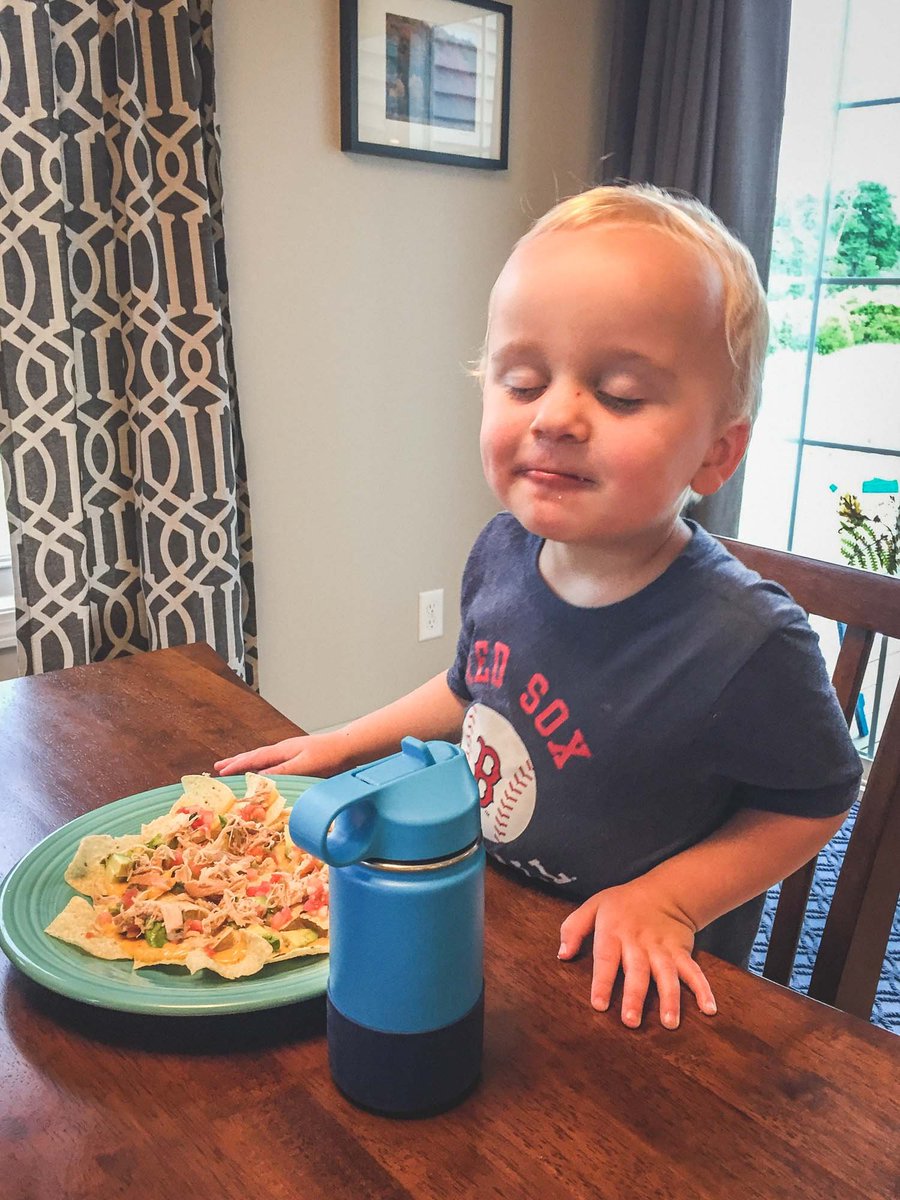 Was really craving comfort food so we had nachos a night early. The "cheese" sauce is at least filled with carrots and potatoes. This sauce is seriously one of my favorite recipe finds. From the look on his face, I think Ollie agrees nachos were a good idea! 😂😊
