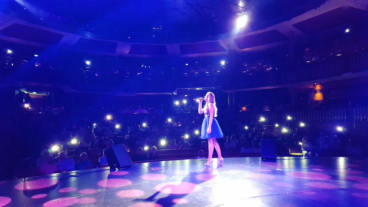 Thank you <a href="/CelebrityCruise/">Celebrity Cruises</a> for an incredible show onboard the Constellation! A truly magical night 😍
#lillyjaneyounginconcert #guestentertainer #sohappy