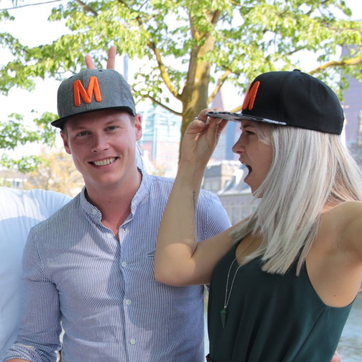 Mastersincash_'s tweet photo. Whether you’re heading to work, hitting the beach or even going for your daily workout, your Masters in Cash cap is always the perfect piece of head wear! #MastersinCash #AffiliateMarketing #caps https://t.co/jSoHHIjzYH