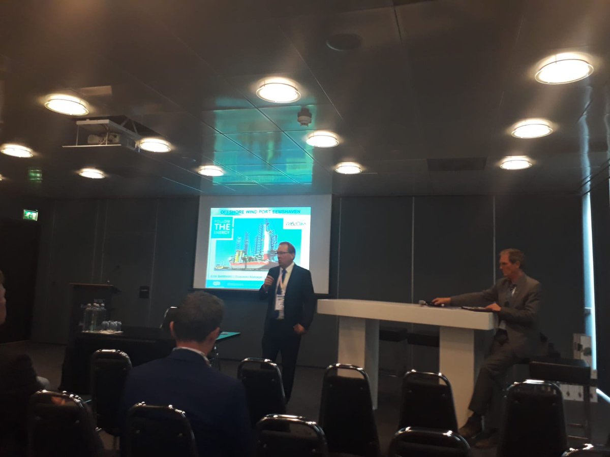 Vandaag presenteerde business manager <a href="/ErikBertholet/">Erik Bertholet</a> de #offshorewind activiteiten in #Eemshaven op de #winddays2018! #groningenseaports #winddays #windenergie #windenergy