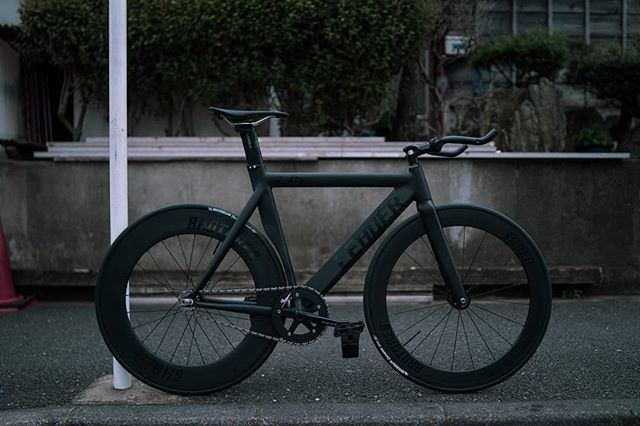 brotures_yokoha's tweet photo. LEADER BIKES 735TR.
#横浜 #yokohama #vscogood #vscocam #vsco #huntgramjapan #uncalculated #thecreatorclass #inspirationcultmag #bicycle #team_JP_ #instabike #primeshots #allfixedgear #fixiegram #fixieporn #justgoshoot #fixedgear #fixie #tokyocameraclu… https://t.co/S5Vr2YDiom https://t.co/moXiTx8DNg