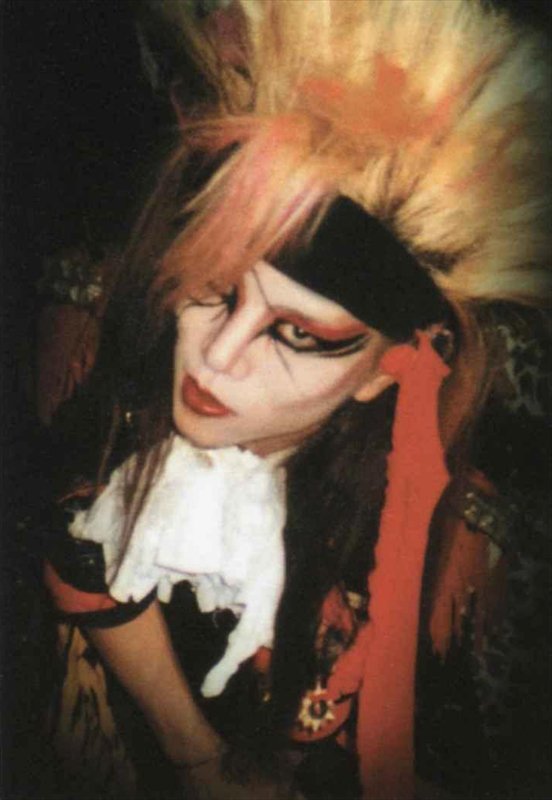 X JAPAN hide 横須賀サーベルタイガー時代　生写真２枚 X JAPAN hide 横須賀サーベルタイガー時代 生写真2枚 X JAPAN