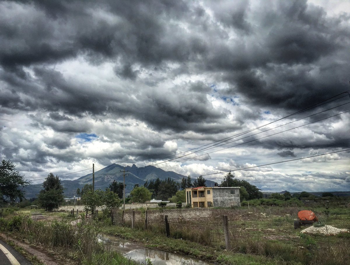 diegohxcss's tweet photo. #tepic #pantanal #xalisco un poco de HDR 😂 https://t.co/zXH4VK1vHC
