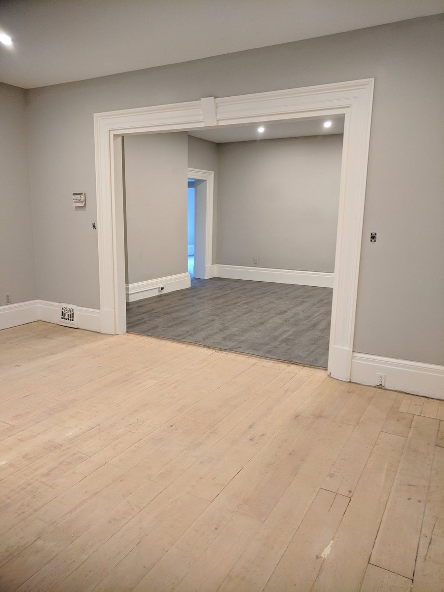 ShawnQuilty's tweet photo. Your new office space?  #brantford #downtownbrantfd #medical #financial Updated office https://t.co/UXqujZQhEg