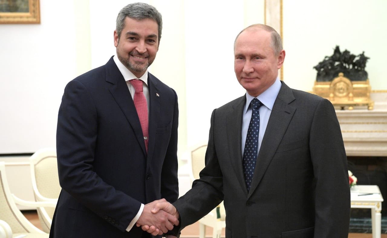 Marito Abdo on Twitter: "Gracias, presidente Vladimir Putin, por su hospitalidad y voluntad de seguir estrechando las históricas y estratégicas relaciones entre Paraguay y Rusia. https://t.co/pkIXz1AOfh" / Twitter