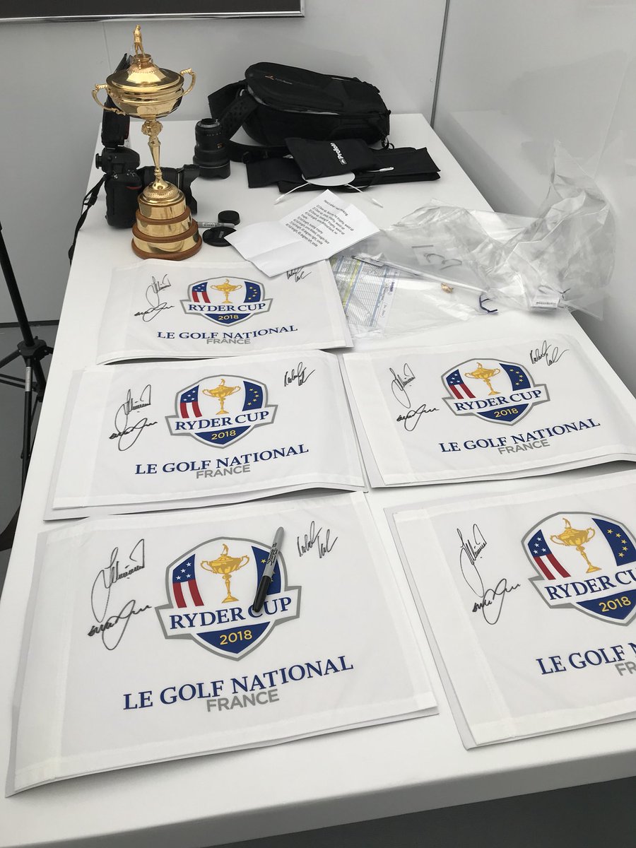 RyderCupEurope's tweet photo. 🏆🏳️✍🏼 

Reply with your favourite #RyderCup moment to win a #RyderCup flag signed by Thomas Bjorn and his vice captains. https://t.co/1xvwtBGq7a