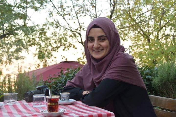 ademozkose's tweet photo. Türk vatandaşı Ebru Özkan çıkarıldığı mahkeme tarafından tutuklandı.
Ebru Özkan bayramı İsrail zindanlarında geçirecek. 
SES VER TÜRKİYE! https://t.co/C8bvNVN4s9