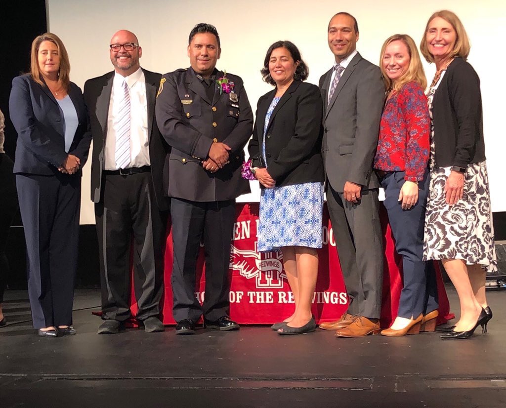 HobokenHispanic's tweet photo. The Hoboken HS Hispanic Culture Club Hall of Fame Class of 2018: Officer Juan Madera, Carolina Martinez, and Ruben Ramos Jr. along with Supt. Johnson, Adviser Munoz, Vice Prinicpal Gullo, and Principal Piccapietra. #hobokenhispanics #HCCHOF #TheRedwingWay https://t.co/vwR9aY2FhO