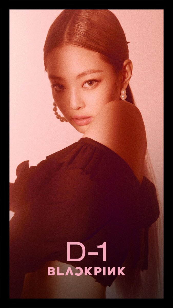 YG_BLACKPINK's tweet photo. Who’s ready? #BLACKPINK 

https://t.co/TRkFMYcz2L https://t.co/2xkeeGjUSg