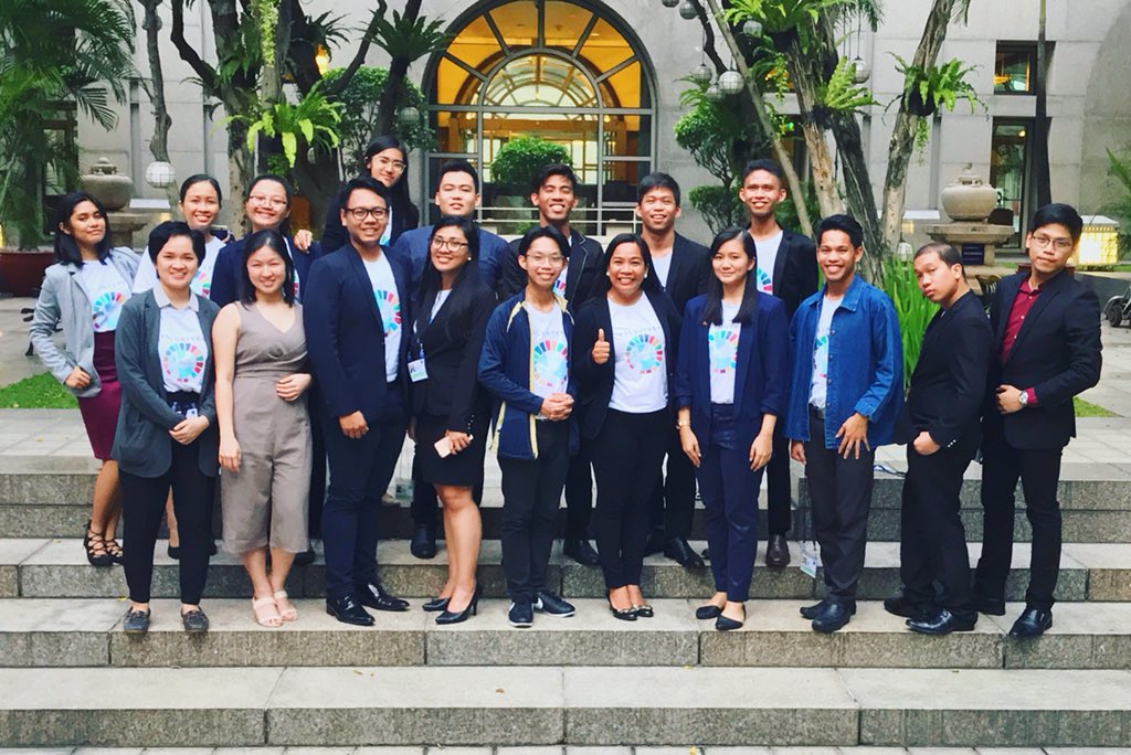 DexGalban's tweet photo. To the young force behind “Saving Lives Sustainably Asia Forum 2018”, kudos & thanks for always bringing your A-game!
Everything’s better when you’ve got such amazing teams from @imba_md & @youthforcePH!
Last day tomorrow!
#AsiaForum2018 #SDG3
#Health #2030YFPH #IMBAPH https://t.co/l02joYBONc
