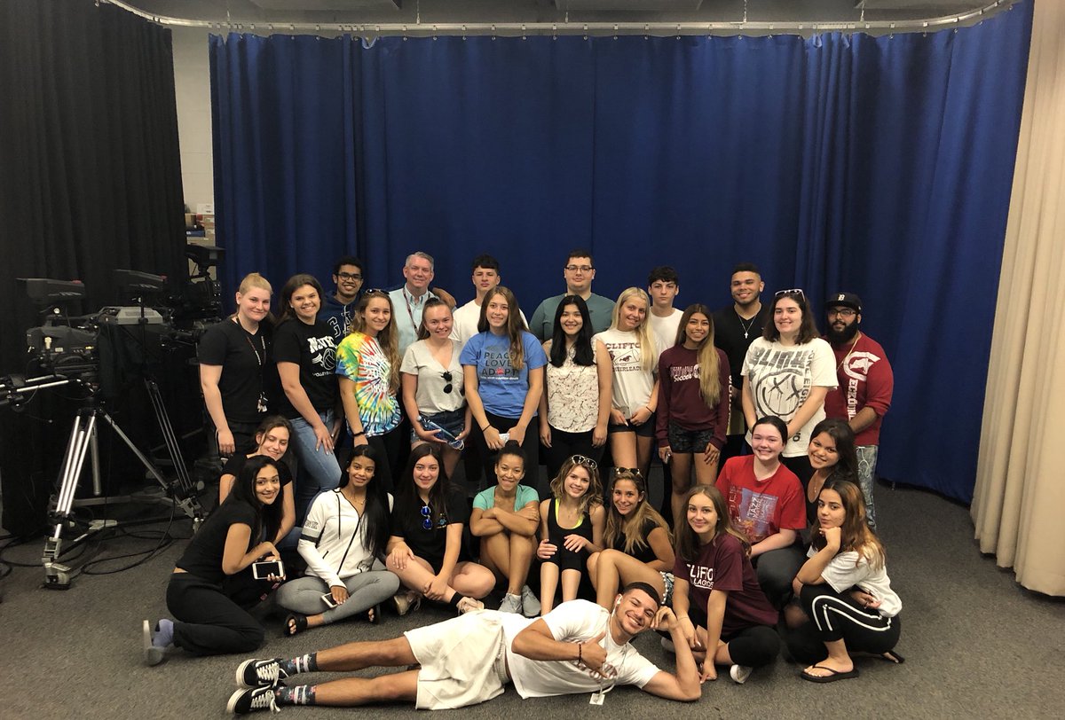 CHSCast's tweet photo. our last day of CAST! love you all #CO18 https://t.co/6ztu4OG2Di