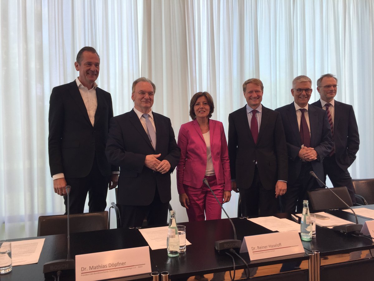 sachsenanhalt's tweet image. MP @reinerhaseloff nennt Reform großen Schritt zur Modernisierung. Schwerpunkt  der Online-Angebote d. öffentlich-rechtlichen Rundfunks sollen   Bewegtbild&amp;amp;Ton sein, um sich von Angeboten der Presseverlage zu  unterscheiden. #Telemediengesetz #telemedienauftrag (StK)