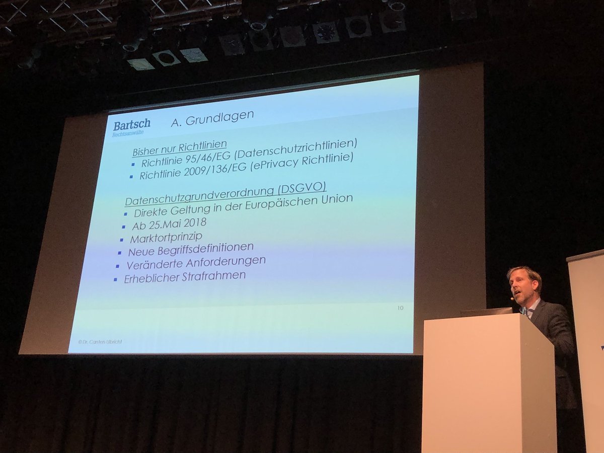 basicthinking's tweet photo. Die Grundlagen der #DSGVO von @intertainment erklärt!

#SocialConference https://t.co/aXO28B2MZb