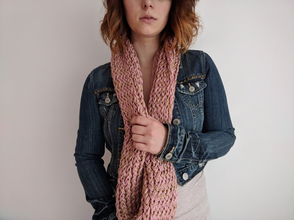 milkyoctopus's tweet photo. #throwbackthursday to the loom knit Kalina scarves I made early this year (check out my Etsy if you want to buy one). Even though it's summer, the early mornings and evenings can be a bit cool in Toronto, so I love to throw on a scarf to keep warm! https://t.co/36Bsbp14Qk