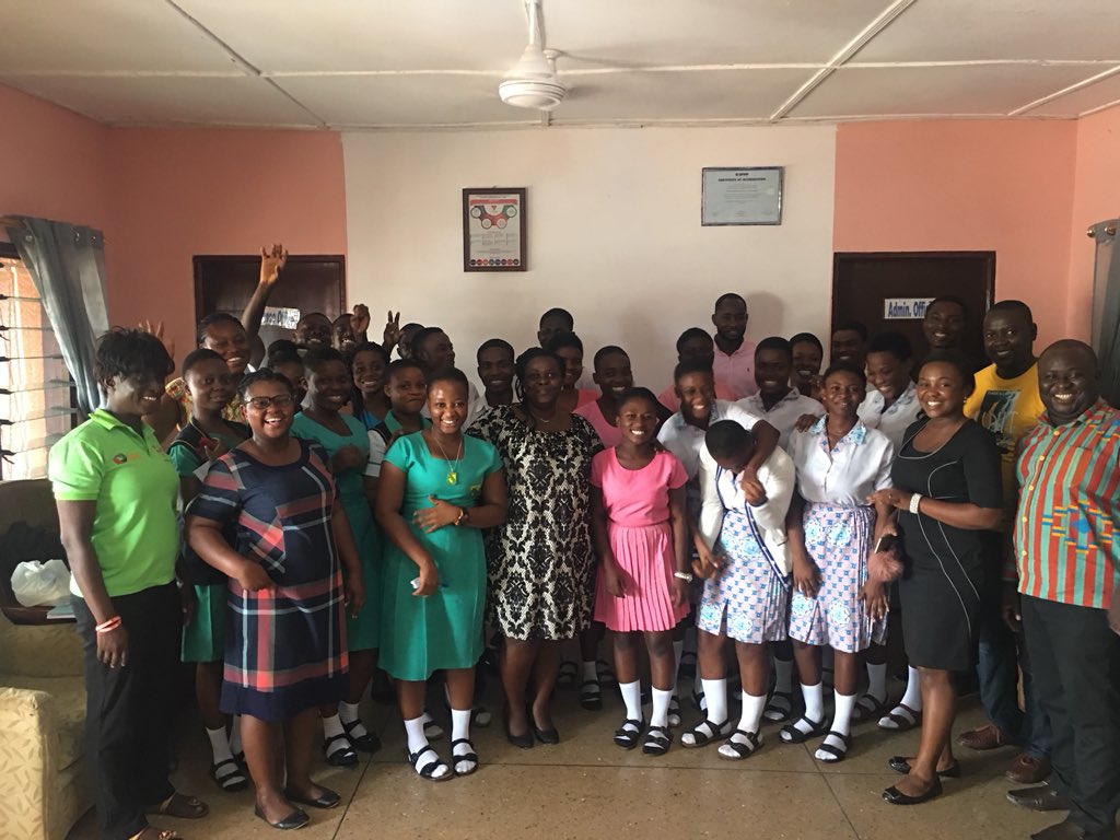 YAMghana's tweet photo. Orientation and Launch of Hewlett Project at the Middle Zone . Student leaders, @YAMghana volunteers and School teachers committing to the campaign against Sexual Abuse in schools and the inclusion of #CSE in school curriculum #TeachNotHarass #CSEinGh 

#KnowItOwnItLiveIt https://t.co/g1V7fquuqL