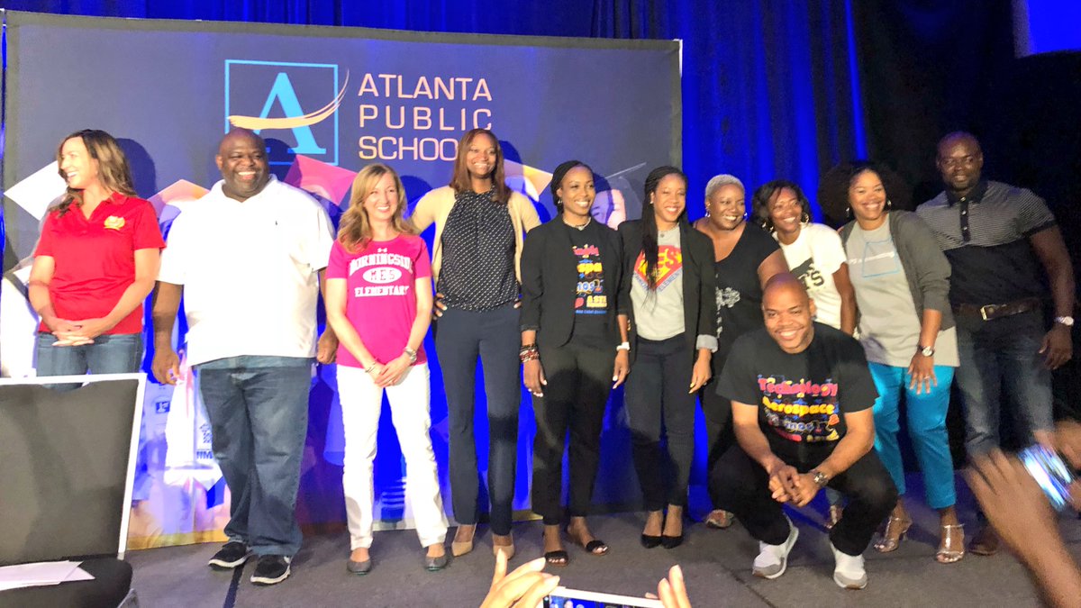 skyeduck's tweet photo. Absolutely love โค๏ธ this group of new principals & leaders for @JoinTeamAPS @apsupdate. Practically all hired from within!!! #growingourown #leadershippathways #growleadtransform @PhilLuckAPS @CarstarphenMJ @Atldepsupt https://t.co/ZlW15MyXpT
