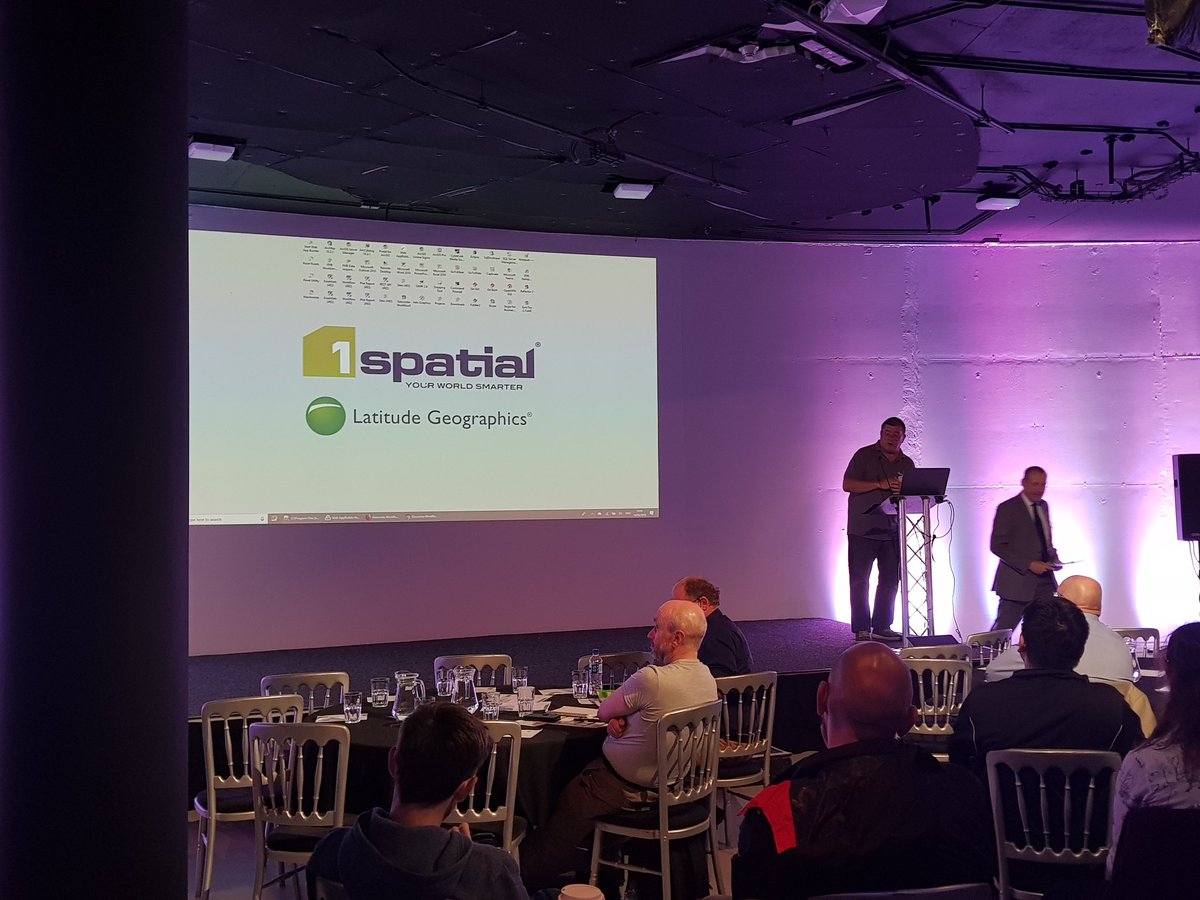 TomTheMap's tweet photo. Chris Wright @1Spatial #GeoDATA18 #GeoDATAScotland @VeriskCambridge @geoawareinfo https://t.co/lCQRQhN75a