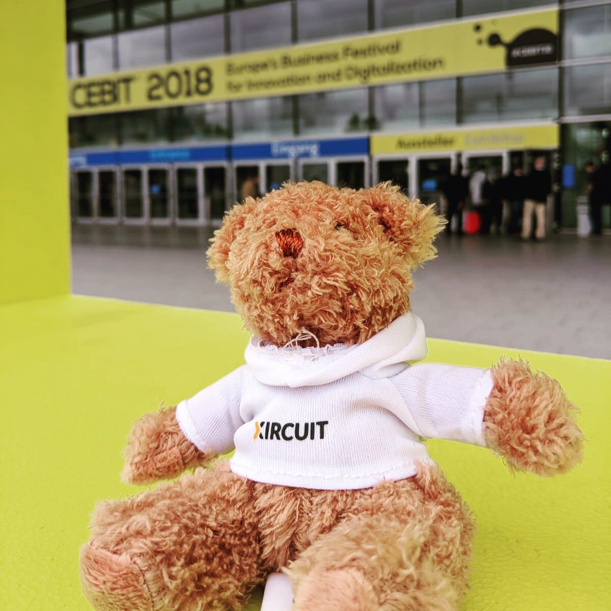 xircuit_io's tweet photo. Byte Bear visiting Europe's biggest digital tech expo #CEBIT https://t.co/KBeJO6TNmp