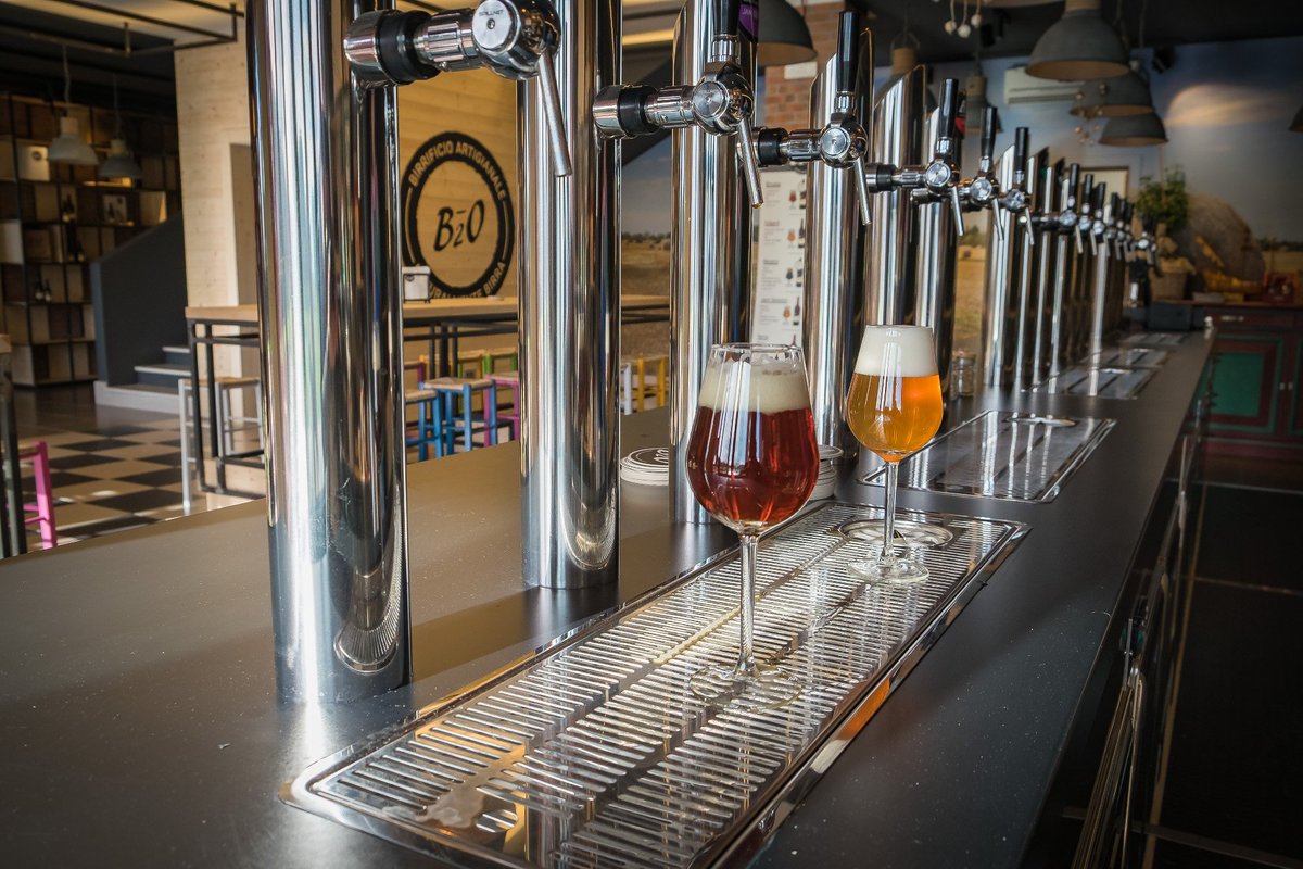 FieraCucinare's tweet image. Il @Birrificiob2o vi aspetta a #EasyFish dal 15 al 17 giugno dove potrete degustare la birra artigianale prodotta in Brussa, prodotta con grande passione e ricerca della qualità!

#easyfish2018 #cucina #lignano #fvg #showcooking #ricette #birra #beer