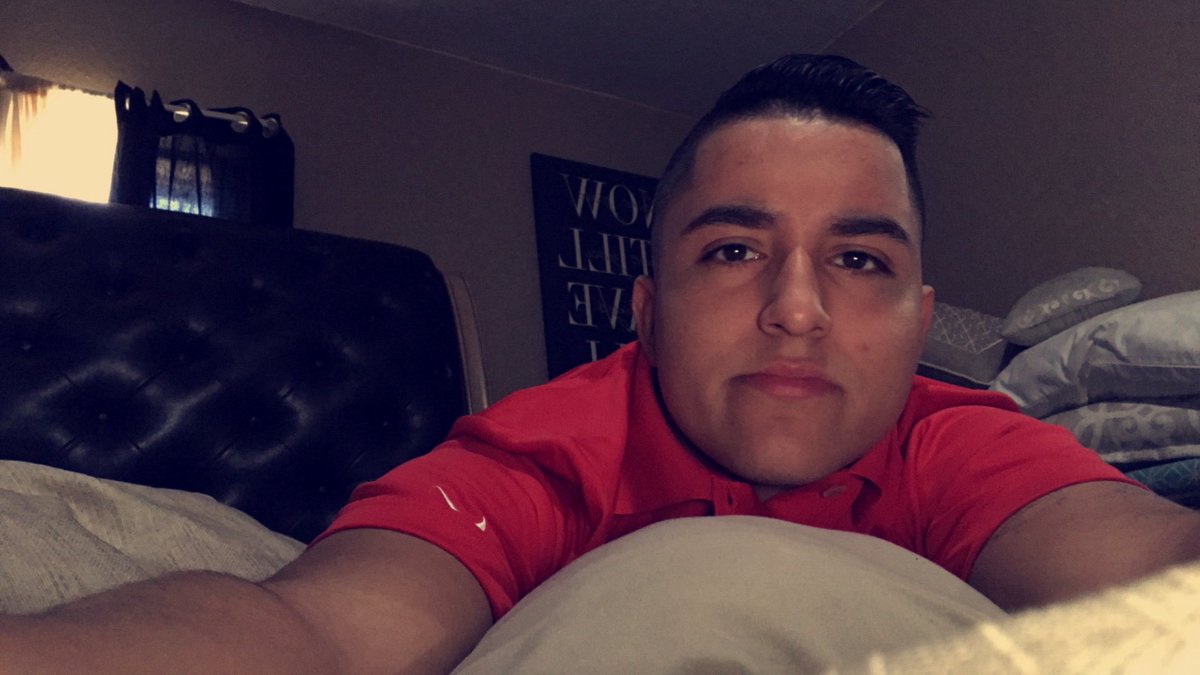 Why am i always so serious 😑