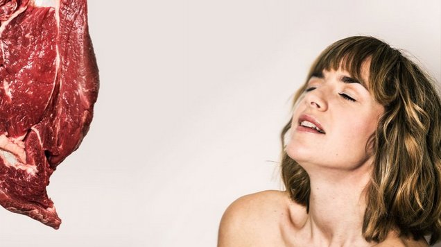 Over kiloknallers afknallen, het succes van 't gratis plastic winkeltasjes-verbod en goedkope bananen als ongezond lokkertje. Mijn klant de HAS houdt ons scherp met de grappige Marijn Frank. Eén van de helden van Keuringsdienst van Waarde als spraakmaker vandaag op HAS Yearevent.