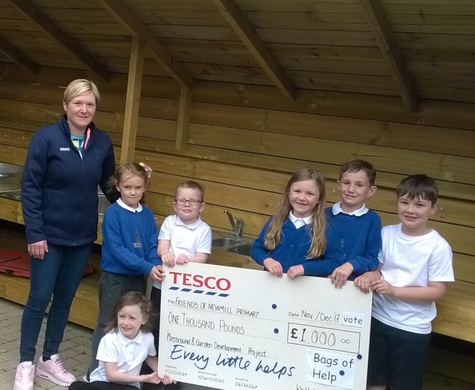 TescoKeithmoss's tweet photo. 🔵🔵A visit to Newmill Primary School who were awarded £1000 in @TescoKeithmoss #bagsofhelp Fantastic‘mud kitchen’ for play area with support of match funding #EveryTokenCounts #makingadifference @greenspacescot @Tesco_Scotland Pupils so excited 💙💙#completed #project https://t.co/DPFrlGYVAm