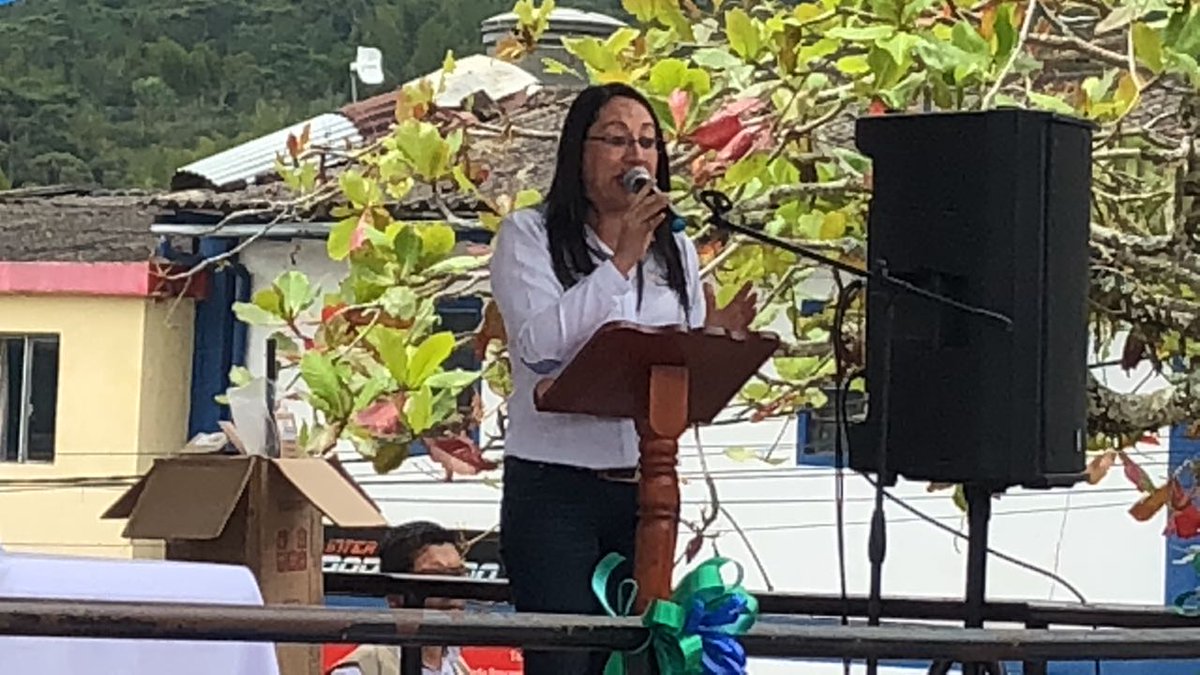 BBVAPrensa_co's tweet photo. #BBVAResponsable "Además es un orgullo contarles que @BBVA_Colombia invertirá 970 millones de pesos para traer al departamento su iniciativa Escuela para el Emprendimiento" @NancyAmayaBoy @sedboyaca @GobBoyaca #ÚtilesParaCrear https://t.co/12wRpG57hF