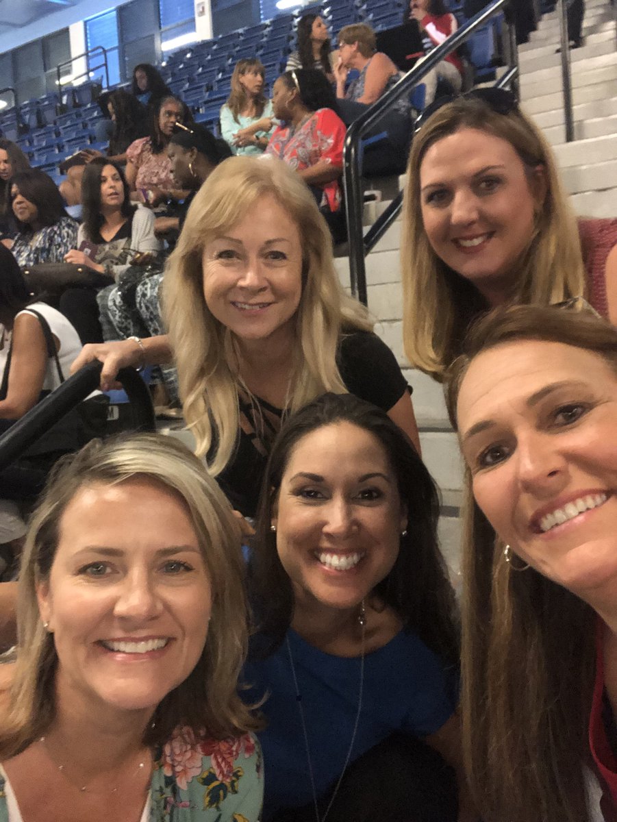 APKinggard's tweet photo. A week of learning with an awesome team and so nice to see missed friends! ❤️#CPE https://t.co/DMnhKvD0fA