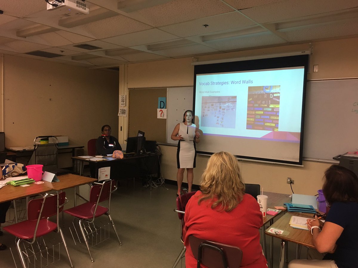 CarolinaTAbreu's tweet photo. Encouraging #ELL Literacy Through #SocialStudies #SLIpbc18 @EsolPbc @fernelize_henry #ells_can https://t.co/sQyx1vHhX8