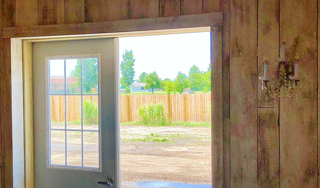 thecrystalcoop's tweet photo. Details, Details, Details?@thecrystalcoop is continuing to focus on adding more Crystal lighting as well as more unique details. You won’t want to miss our Open House Event June 23&amp;24 from 12-6.Come check it all out:visit https://t.co/4ZEbmqFiPh for more details!! #thecrystalcoop https://t.co/ANosZvfZDC
