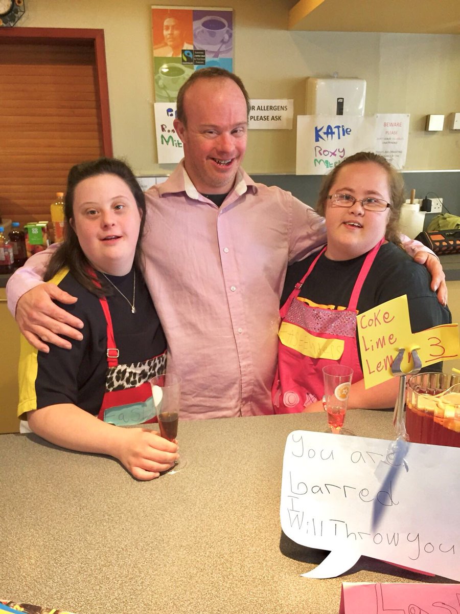 Our Superstars with learning disabilities&amp; their POPUP PUB.raising money for <a href="/superstararts/">superstararts</a>. <a href="/MrDDyer/">Danny Dyer</a> took pride of place on the bar ❤️