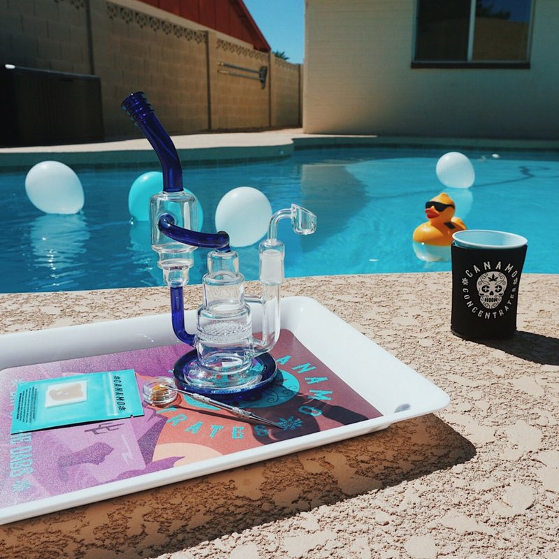 CanamoCC's tweet photo. Who's wishing they are the rubber ducky right now? #dayofthedabs https://t.co/GJIKoYLxfa