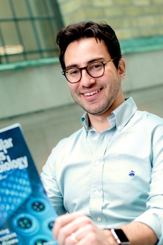 UofTEngineering's tweet photo. After internships at @Apple and @BorealisAI, Oren Kraus formed his own startup company, @PhenomicAI: https://t.co/XQSo8VfxTH #GradstoWatch2018 #UofTGrad18 #UofTEngineering https://t.co/MtQtnCe5Fa
