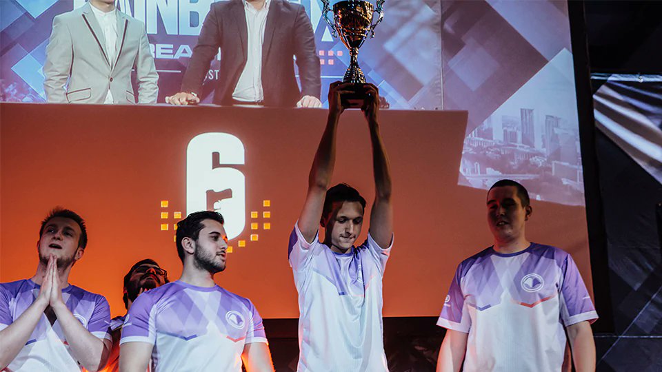 Rainbow6FR's tweet photo. Découvrez le rêve américain de @MilleniumTeam, d'Atlantic City à Austin. 
👉 https://t.co/qxLZpRLSo6 https://t.co/JRWYks36nq