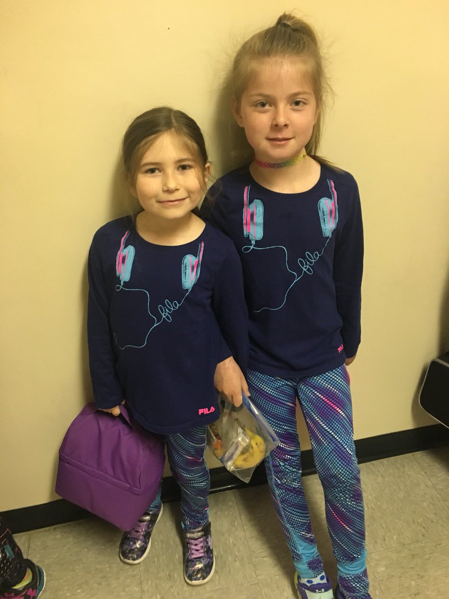MsCurlewVAV's tweet photo. Matching Monday #VAV_Vikings https://t.co/EESOcVoM4d